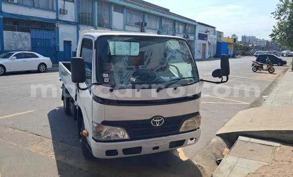 Comprar Novo Toyota Dyna Branco Caminhão em Maputo em Maputo Comprar Novo Toyota Dyna Branco Caminhão em Maputo em Maputo