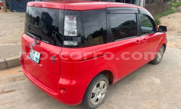 Buy Used Toyota Sienta Red Car in Maputo in Maputo Buy Used Toyota Sienta Red Car in Maputo in Maputo