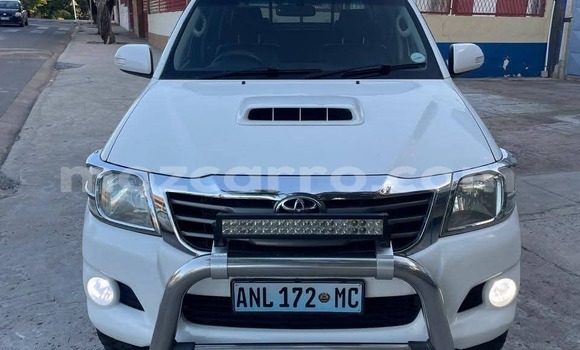 Tenga Tsaru Toyota Hilux Chena Mota in Maputo in Maputo Tenga Tsaru Toyota Hilux Chena Mota in Maputo in Maputo