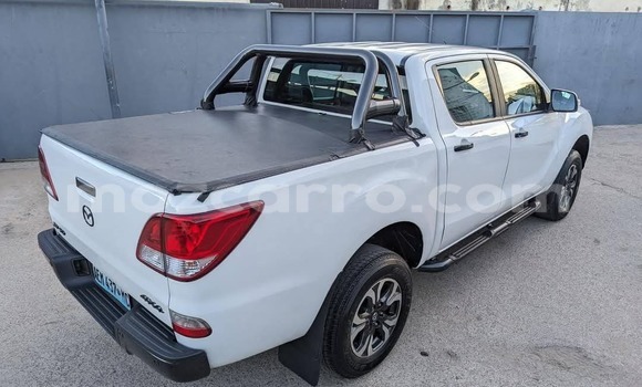 Tenga Tsaru Mazda BT-50 Chena Mota in Maputo in Maputo Tenga Tsaru Mazda BT-50 Chena Mota in Maputo in Maputo