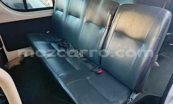 Tenga Tsaru Toyota Hiace Chena Mota in Maputo in Maputo Tenga Tsaru Toyota Hiace Chena Mota in Maputo in Maputo