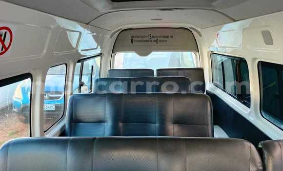 Tenga Tsaru Toyota Hiace Chena Mota in Maputo in Maputo Tenga Tsaru Toyota Hiace Chena Mota in Maputo in Maputo