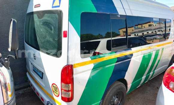 Tenga Tsaru Toyota Hiace Chena Mota in Maputo in Maputo Tenga Tsaru Toyota Hiace Chena Mota in Maputo in Maputo