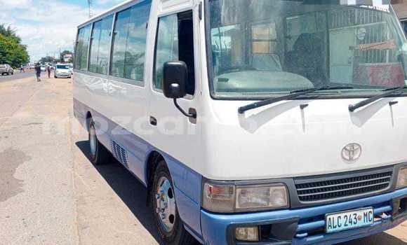Comprar Usado Toyota Coaster De outros Carro em Maputo em Maputo