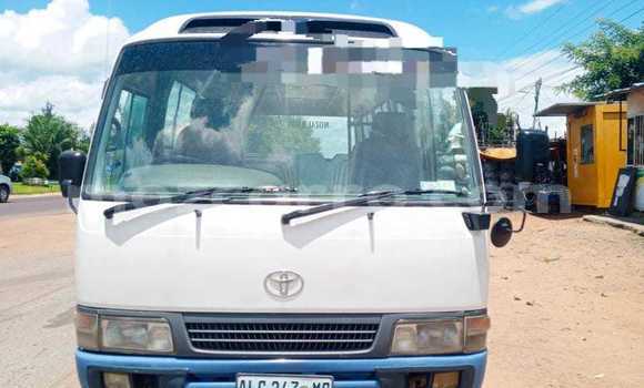 Comprar Usado Toyota Coaster De outros Carro em Maputo em Maputo Comprar Usado Toyota Coaster De outros Carro em Maputo em Maputo