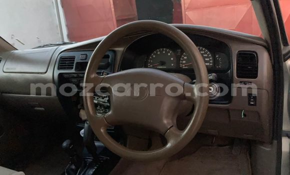 Nunua Ilio tumika Toyota Surf Fedha Gari ndani ya Maputo nchini Maputo Nunua Ilio tumika Toyota Surf Fedha Gari ndani ya Maputo nchini Maputo