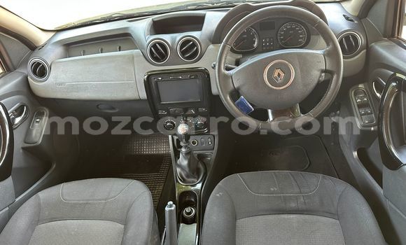 Comprar Usado Renault Duster Branco Carro em Maputo em Maputo Comprar Usado Renault Duster Branco Carro em Maputo em Maputo