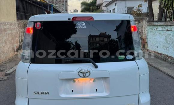 Nunua Mpya Toyota Sienta Nyeupe Gari ndani ya Maputo nchini Maputo Nunua Mpya Toyota Sienta Nyeupe Gari ndani ya Maputo nchini Maputo