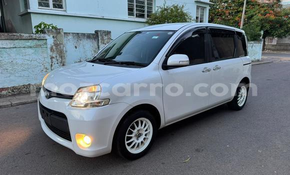 Nunua Mpya Toyota Sienta Nyeupe Gari ndani ya Maputo nchini Maputo Nunua Mpya Toyota Sienta Nyeupe Gari ndani ya Maputo nchini Maputo