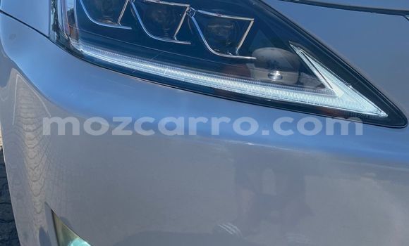 Buy Used Lexus IS White Car in Maputo in Maputo Buy Used Lexus IS White Car in Maputo in Maputo