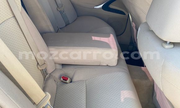 Buy Used Lexus IS White Car in Maputo in Maputo Buy Used Lexus IS White Car in Maputo in Maputo
