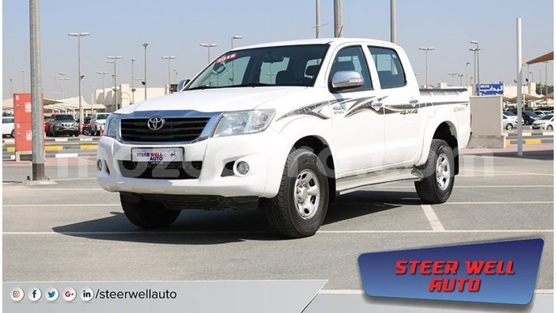 Big with watermark toyota hilux cabo delgado import dubai 5863