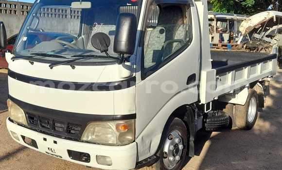 Comprar Novo Toyota Dyna Branco Caminhão em Maputo em Maputo Comprar Novo Toyota Dyna Branco Caminhão em Maputo em Maputo