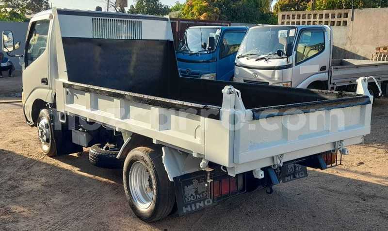 Big with watermark toyota dyna maputo maputo 35746