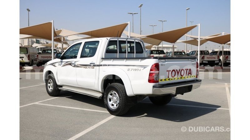 Big with watermark toyota hilux cabo delgado import dubai 5863