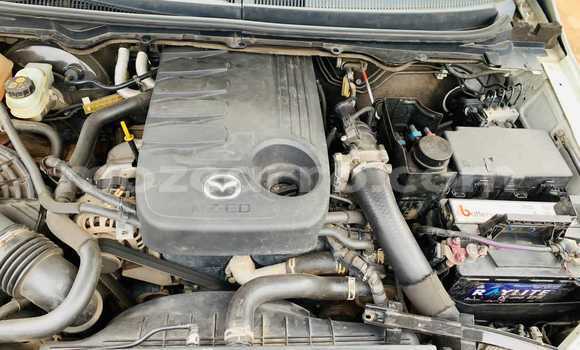 Nunua Ilio tumika Mazda BT-50 Nyeupe Gari ndani ya Maputo nchini Maputo Nunua Ilio tumika Mazda BT-50 Nyeupe Gari ndani ya Maputo nchini Maputo