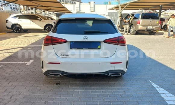 Buy Used Mercedes-Benz A200 White Car in Maputo in Maputo Buy Used Mercedes-Benz A200 White Car in Maputo in Maputo
