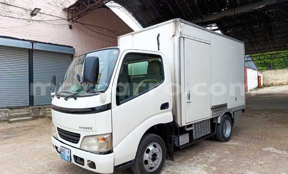 Comprar Novo Toyota Dyna Branco Caminhão em Maputo em Maputo Comprar Novo Toyota Dyna Branco Caminhão em Maputo em Maputo