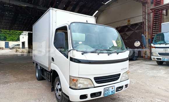 Comprar Novo Toyota Dyna Branco Caminhão em Maputo em Maputo Comprar Novo Toyota Dyna Branco Caminhão em Maputo em Maputo