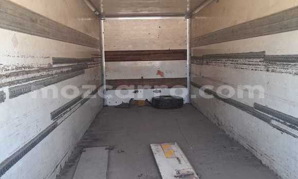 Comprar Usado DAF 46 Branco Carro em Maputo em Maputo Comprar Usado DAF 46 Branco Carro em Maputo em Maputo