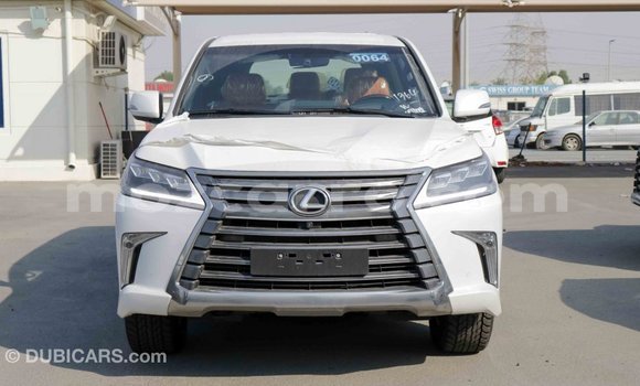 Comprar Importar Lexus LX Branco Carro em Import - Dubai em Cabo Delgado Comprar Importar Lexus LX Branco Carro em Import - Dubai em Cabo Delgado