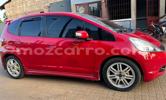 Comprar Usado Honda Fit Vermelho Carro em Maputo em Maputo Comprar Usado Honda Fit Vermelho Carro em Maputo em Maputo