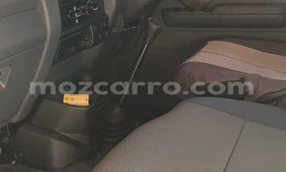 Nunua Ilio tumika Toyota Land Cruiser Prado Nyeupe Gari ndani ya Maputo nchini Maputo Nunua Ilio tumika Toyota Land Cruiser Prado Nyeupe Gari ndani ya Maputo nchini Maputo