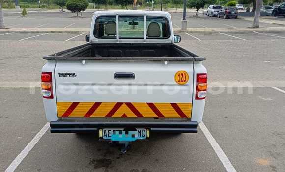 Buy Used Mahindra Scorpio White Car in Maputo in Maputo Buy Used Mahindra Scorpio White Car in Maputo in Maputo