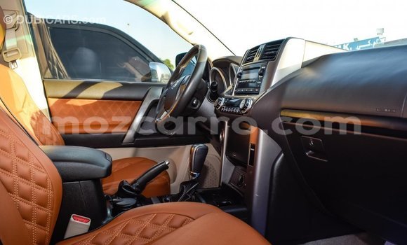 Tenga Imported Toyota Prado Zvimwe Mota in Import - Dubai in Cabo Delgado Tenga Imported Toyota Prado Zvimwe Mota in Import - Dubai in Cabo Delgado