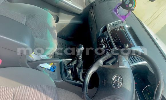Comprar Usado Toyota Hilux Branco Carro em Maputo em Maputo Comprar Usado Toyota Hilux Branco Carro em Maputo em Maputo