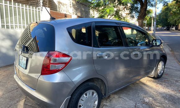 Nunua Ilio tumika Honda Fit Fedha Gari ndani ya Maputo nchini Maputo Nunua Ilio tumika Honda Fit Fedha Gari ndani ya Maputo nchini Maputo