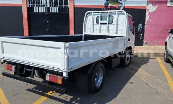 Comprar Novo Toyota Dyna Branco Caminhão em Maputo em Maputo Comprar Novo Toyota Dyna Branco Caminhão em Maputo em Maputo