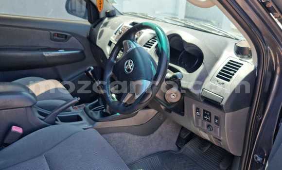 Buy Used Toyota Hilux Silver Car in Maputo in Maputo Buy Used Toyota Hilux Silver Car in Maputo in Maputo
