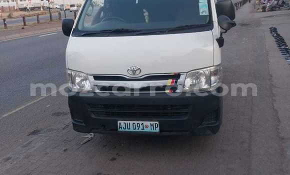 Buy Used Toyota Hiace Silver Car in Maputo in Maputo Buy Used Toyota Hiace Silver Car in Maputo in Maputo