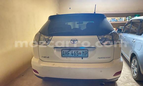 Comprar Usado Toyota Harrier Branco Carro em Maputo em Maputo Comprar Usado Toyota Harrier Branco Carro em Maputo em Maputo