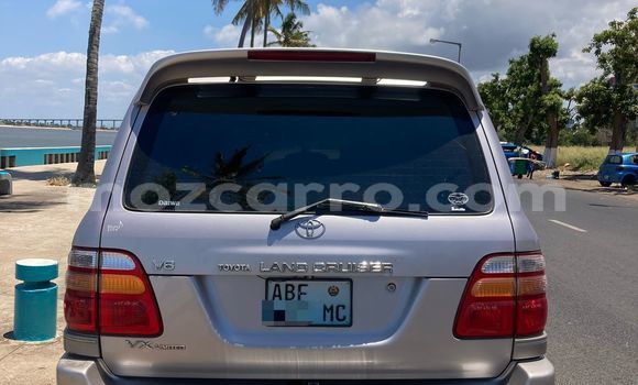 Nunua Ilio tumika Toyota Land Cruiser Prado Fedha Gari ndani ya Maputo nchini Maputo Nunua Ilio tumika Toyota Land Cruiser Prado Fedha Gari ndani ya Maputo nchini Maputo