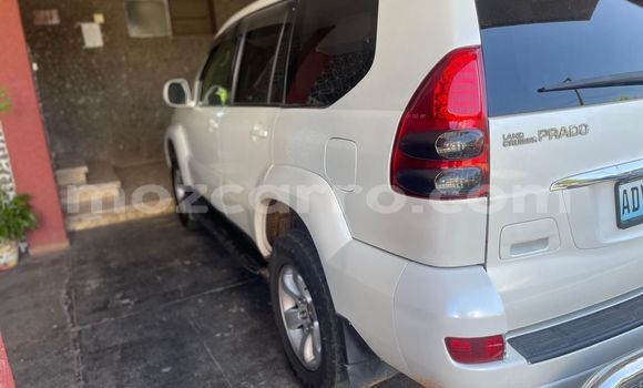 Buy Used Toyota Land Cruiser Prado White Car in Maputo in Maputo Buy Used Toyota Land Cruiser Prado White Car in Maputo in Maputo