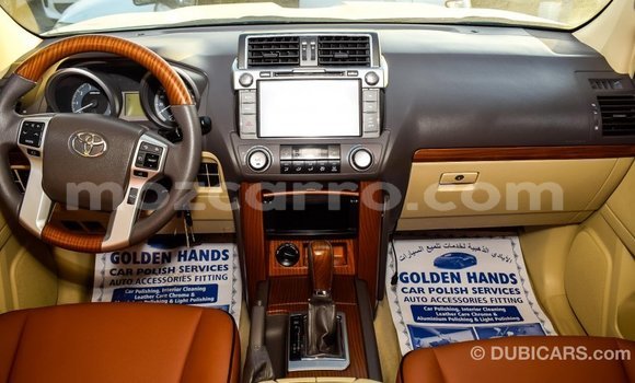 Nunua Imported Toyota Prado Nyeupe Gari ndani ya Import - Dubai nchini Cabo Delgado Nunua Imported Toyota Prado Nyeupe Gari ndani ya Import - Dubai nchini Cabo Delgado
