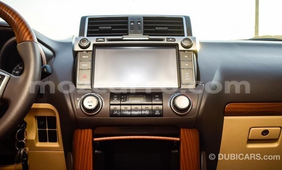 Nunua Imported Toyota Prado Nyeupe Gari ndani ya Import - Dubai nchini Cabo Delgado Nunua Imported Toyota Prado Nyeupe Gari ndani ya Import - Dubai nchini Cabo Delgado
