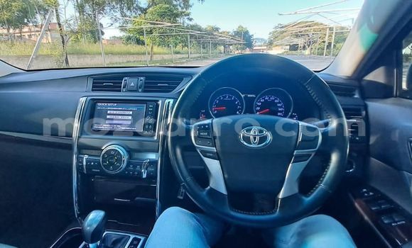 Tenga Tsaru Toyota Mark X Chena Mota in Maputo in Maputo Tenga Tsaru Toyota Mark X Chena Mota in Maputo in Maputo