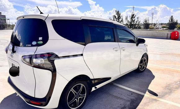 Nunua Ilio tumika Toyota Sienta Nyeupe Gari ndani ya Maputo nchini Maputo Nunua Ilio tumika Toyota Sienta Nyeupe Gari ndani ya Maputo nchini Maputo