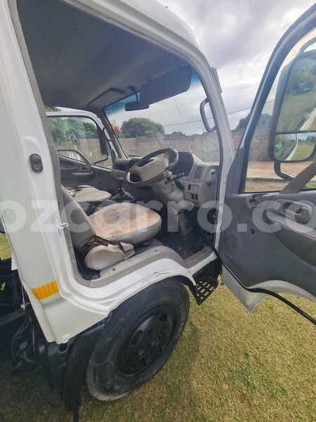 Big with watermark toyota dyna maputo maputo 35881