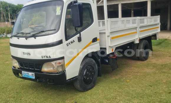 Comprar Usado Toyota Dyna Branco Carro em Maputo em Maputo Comprar Usado Toyota Dyna Branco Carro em Maputo em Maputo
