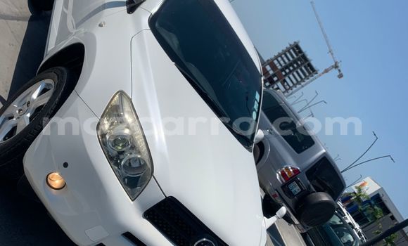 Comprar Usado Toyota RAV4 Branco Carro em Maputo em Maputo Comprar Usado Toyota RAV4 Branco Carro em Maputo em Maputo