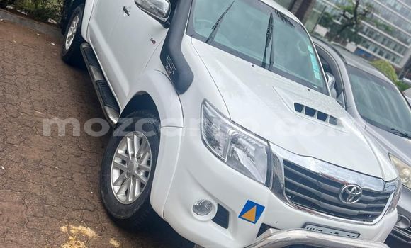 Comprar Usado Toyota Hilux Branco Carro em Maputo em Maputo Comprar Usado Toyota Hilux Branco Carro em Maputo em Maputo