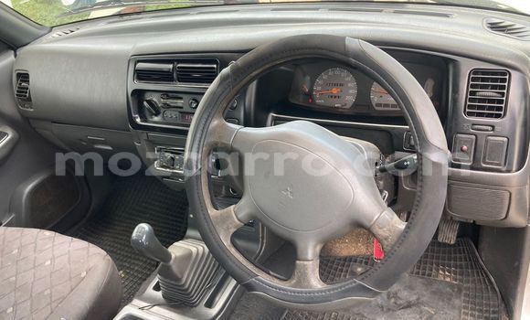 Tenga Tsaru Mitsubishi Colt Zvimwe Mota in Maputo in Maputo Tenga Tsaru Mitsubishi Colt Zvimwe Mota in Maputo in Maputo