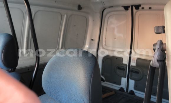 Tenga Tsaru Renault Kangoo Chena Mota in Maputo in Maputo