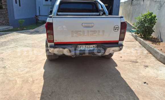 Buy Used Isuzu D-MAX Other Car in Maputo in Maputo Buy Used Isuzu D-MAX Other Car in Maputo in Maputo