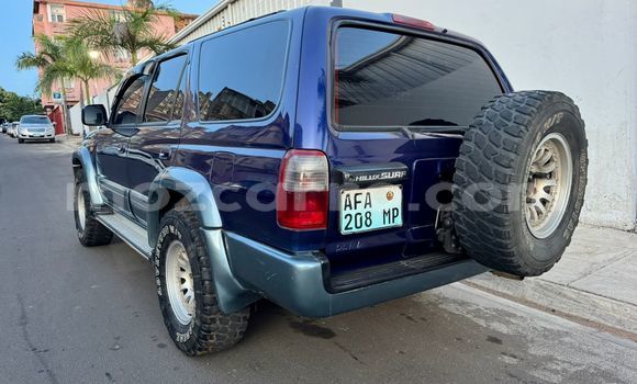 Comprar Usado Toyota Hilux Surf Azul Carro em Maputo em Maputo Comprar Usado Toyota Hilux Surf Azul Carro em Maputo em Maputo