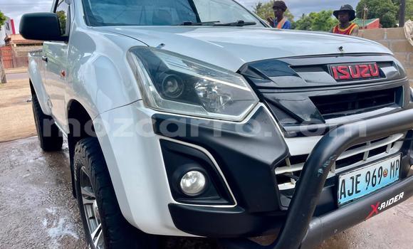 Tenga Tsaru Isuzu D-MAX Chena Mota in Maputo in Maputo Tenga Tsaru Isuzu D-MAX Chena Mota in Maputo in Maputo